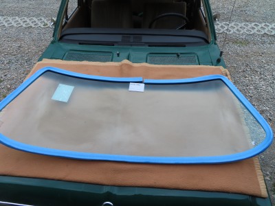 neue Scheibe mit Blaukeil