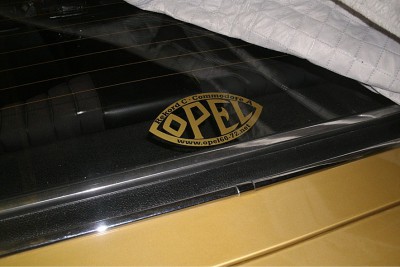 commo sticker.jpg